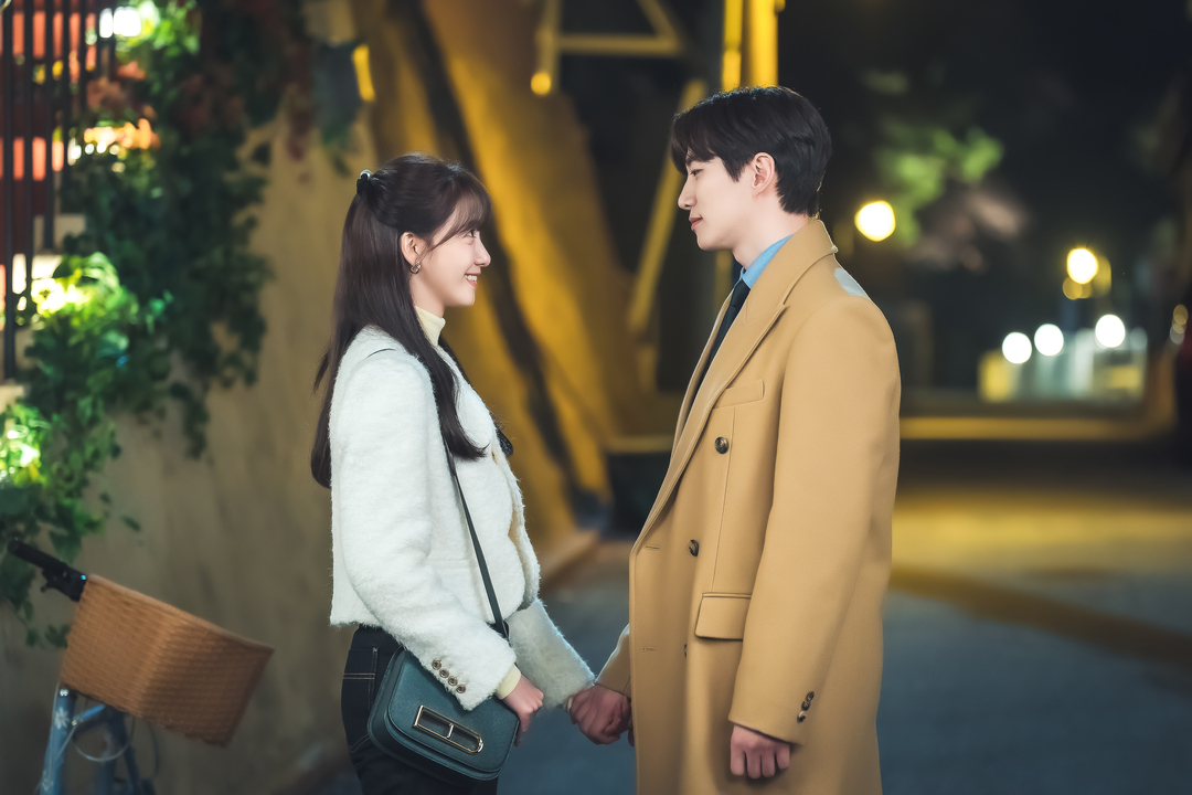 follow_leejunho's tweet photo. 이준호, 거침없는 직진…♥임윤아와 본격 달콤 로맨스 시작 '킹더랜드'

https://t.co/AuuUioO1bD

#이준호 #LEEJUNHO
#준호 #JUNHO
#킹더랜드 #Kingtheland #JTBC
#구원 #GuWon https://t.co/1q0Xr1OtcZ
