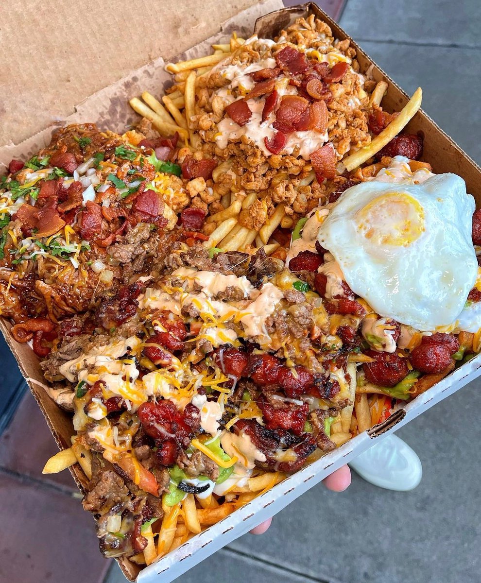 Would you need help finishing this ? 😋  
#food #foodies #hungry #delicious #steak