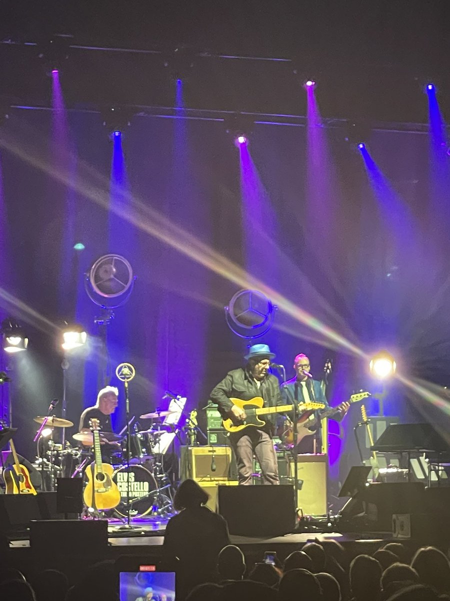 Brian Sciaretta on Twitter "Elvis Costello at the BeaconTheatre"