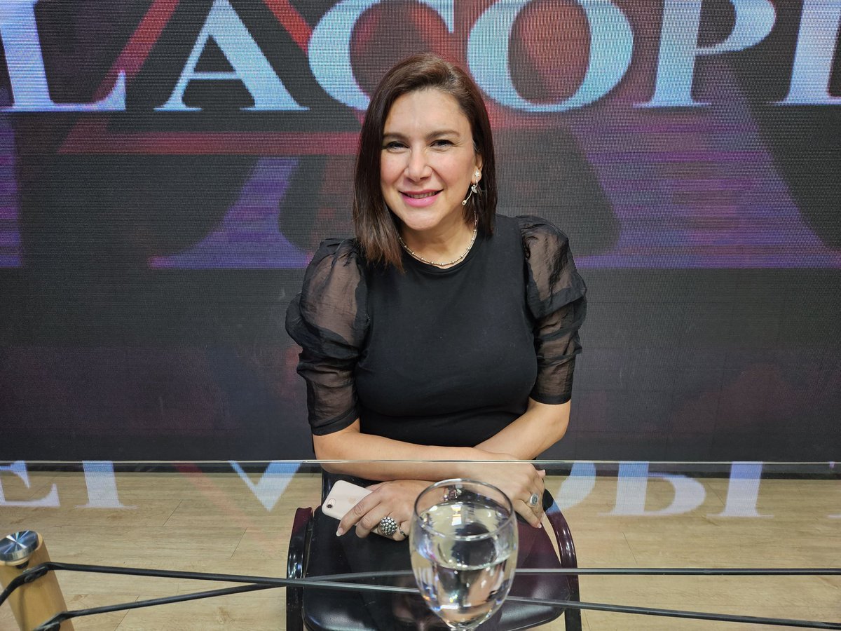 elacopleinfo's tweet photo. [AHORA] @amorejulia Actriz y trabajadora de @inadi en @elacopleinfo con @nnatnieto y @diegoaferreyra por @el10tv y @AriesFmSalta #Salta. https://t.co/Yd12rbTS0D