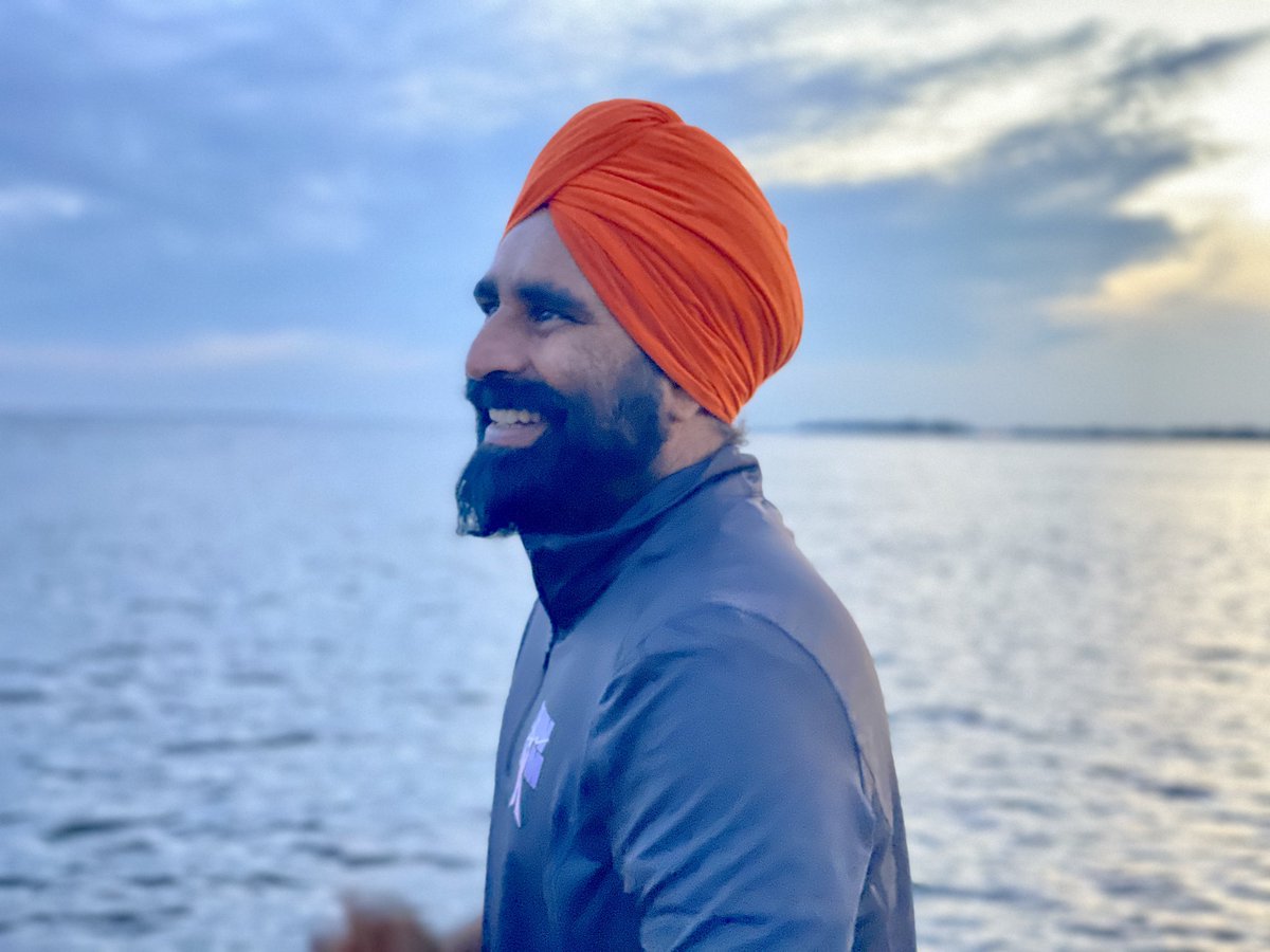 GurdeepPandher's tweet photo. I'm dispatching joy, hope and positivity to all of you 🙏🏽🧡 https://t.co/OspE85xQDI