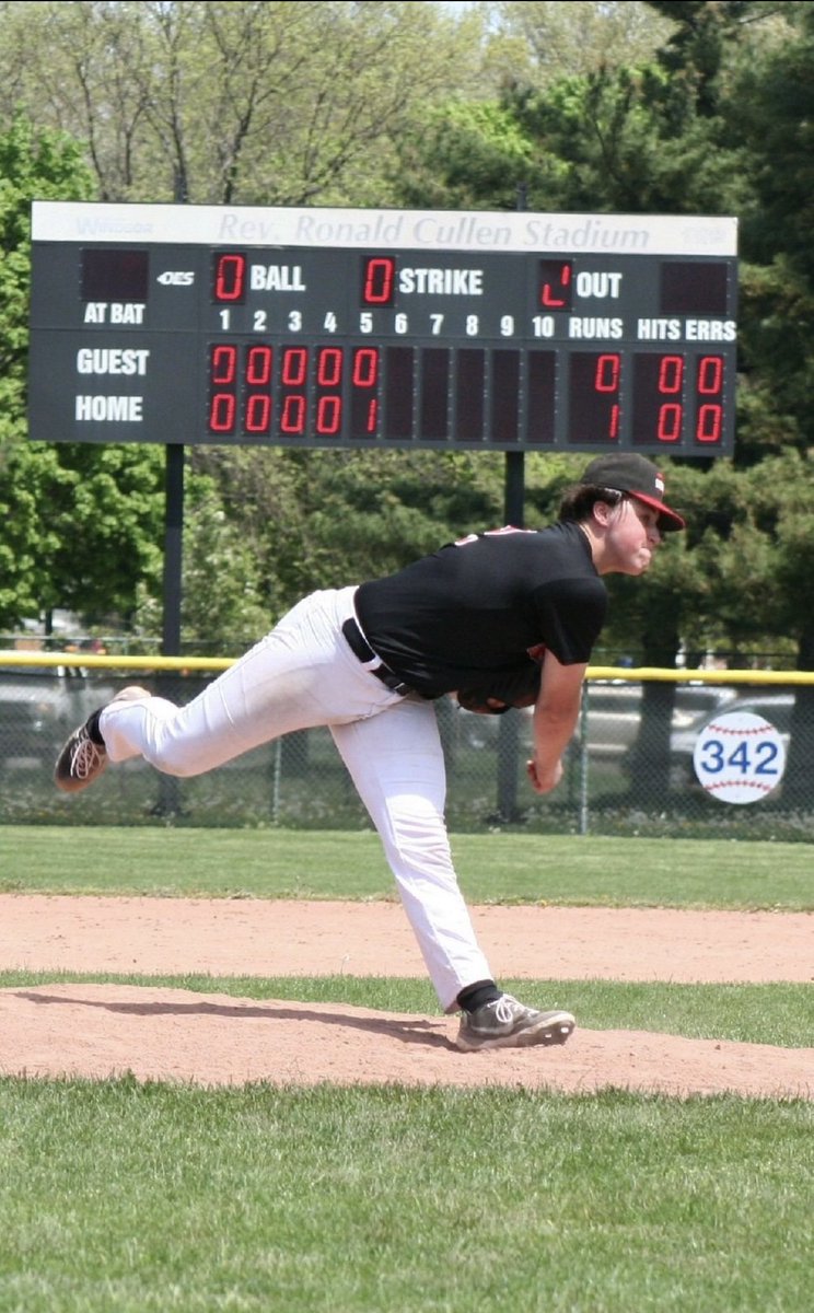 Derek Neufeld tweet media