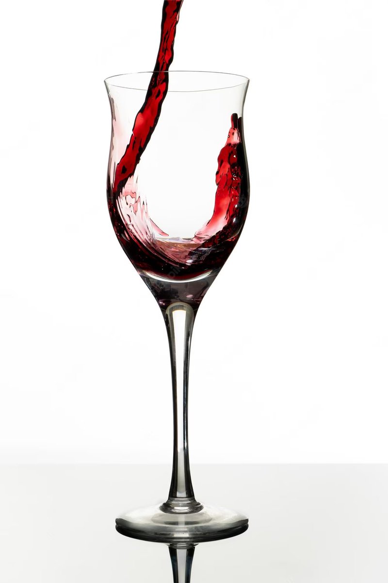 SophiaValintina's tweet photo. A glass of wine, a gateway to an enchanting journey of taste and a testament to the artistry of nature's liquid masterpiece. Let this stunning elixir transport your senses to a realm where passion and pleasure intertwine" #WineWonders #inglass #Bordeaux #ThirstyThursday #wine https://t.co/UjevP9djMN