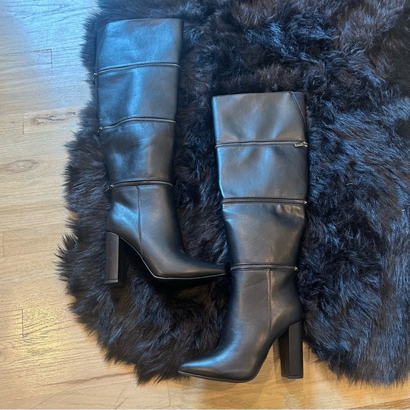 UniqueFashion's tweet photo. So good I had to share! Check out all the items I'm loving on @Poshmarkapp #poshmark #fashion #style #shopmycloset #crbcanyonriver #shoedazzle: https://t.co/VQktSnDLa1 https://t.co/2eTF853XJ2
