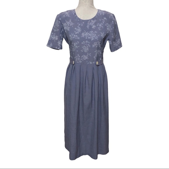 rusticinlubbock's tweet photo. So good I had to share! Check out all the items I'm loving on @Poshmarkapp #poshmark #fashion #style #shopmycloset #vintage #annecole: https://t.co/7cU7GiSMCl https://t.co/15XTemZyeH