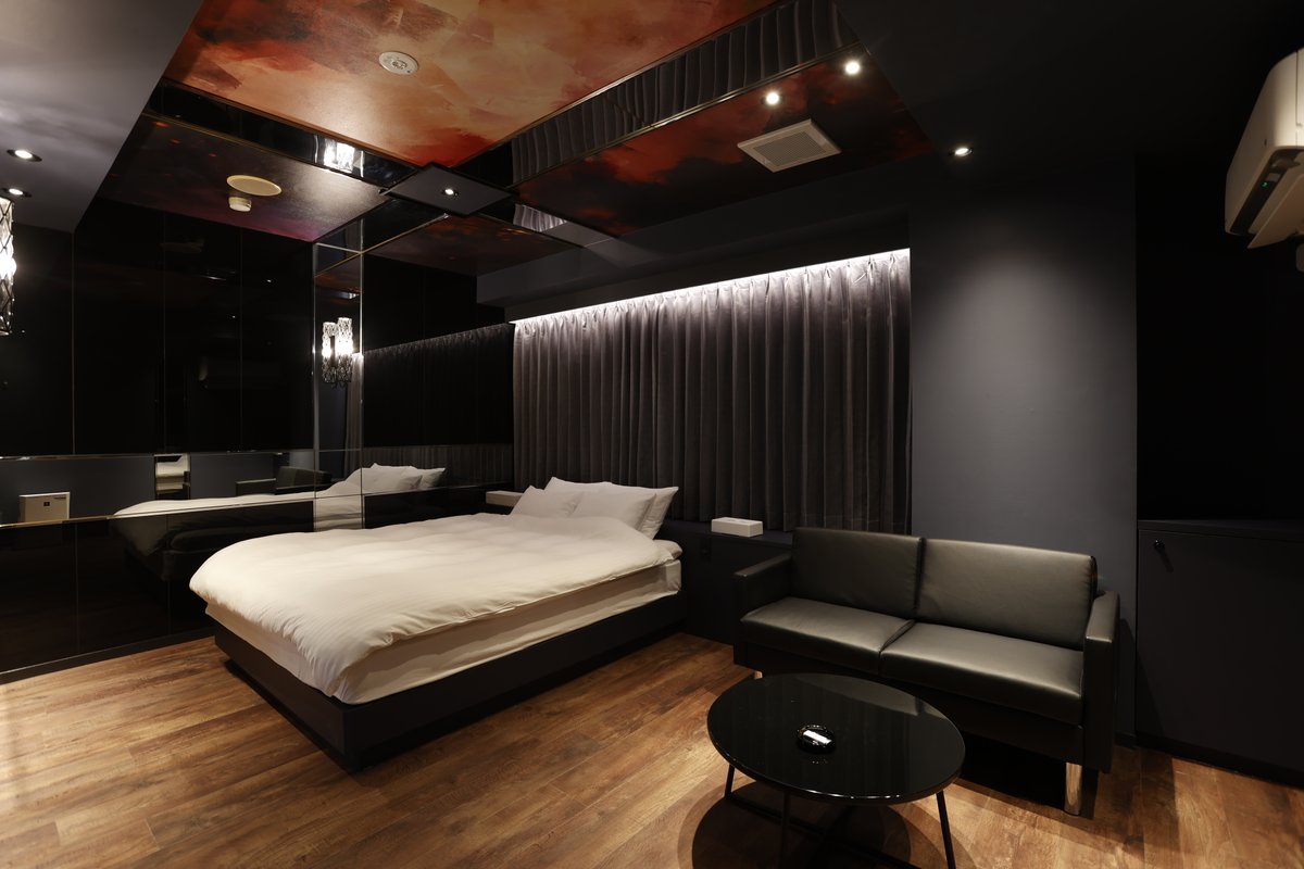 北海道旭川市二条通にあるHOTEL LUANA(ルアナ)です⸜🙌🏻⸝‍
リニューアルした『303号室』の写真です😎📷
皆様のご来店を心よりお待ちしております🚙💨💨

北海道旭川市二条通19左3号
☏0166-33-5219