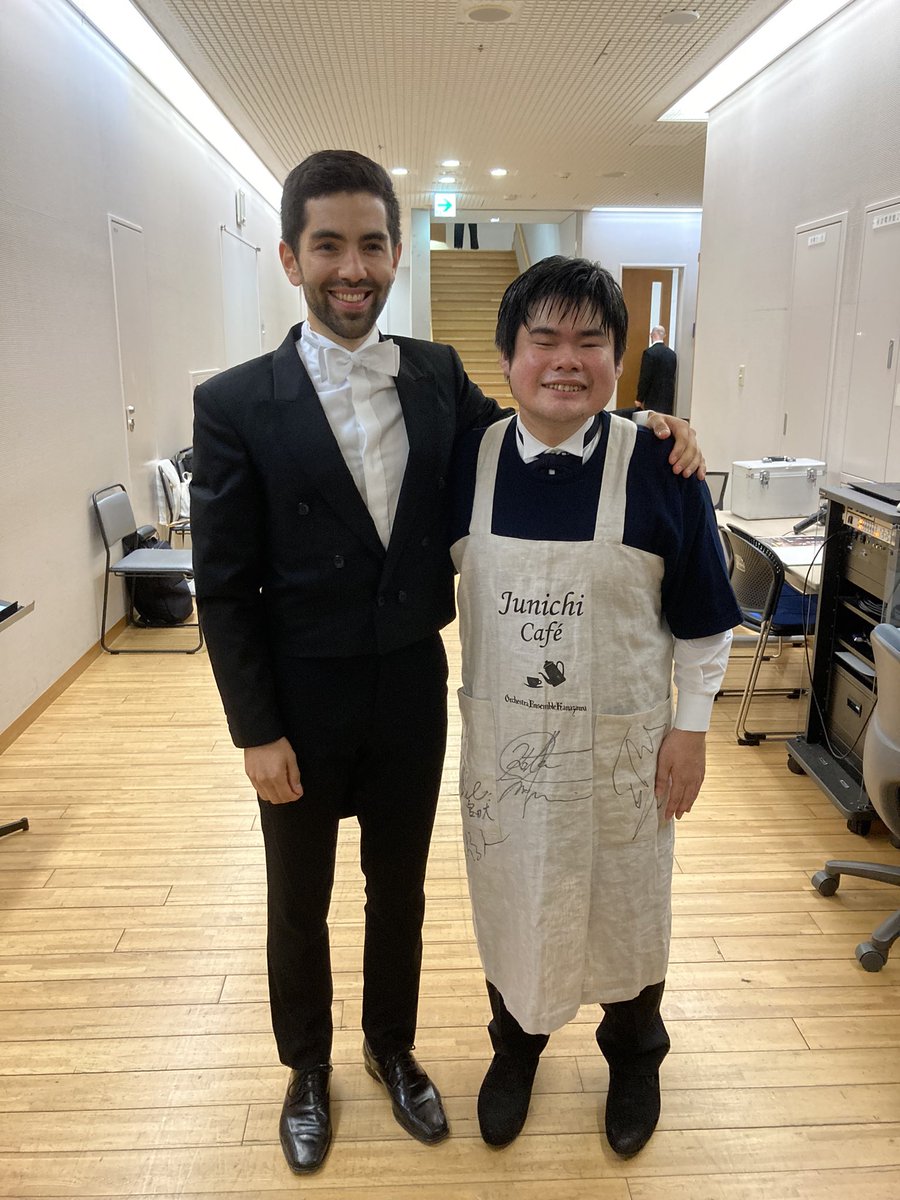 金沢だからこそできること。

休憩中にカフェ☕️やりませんか?とダメ元で聞いてみると、やってみたい！楽しそう😃！と。
こんなサプライズもたくさんあります。ぜひ音楽堂にいらしてくださいね💁#辻井伸行  #marcleroycalatayud #oek #石川県立音楽堂