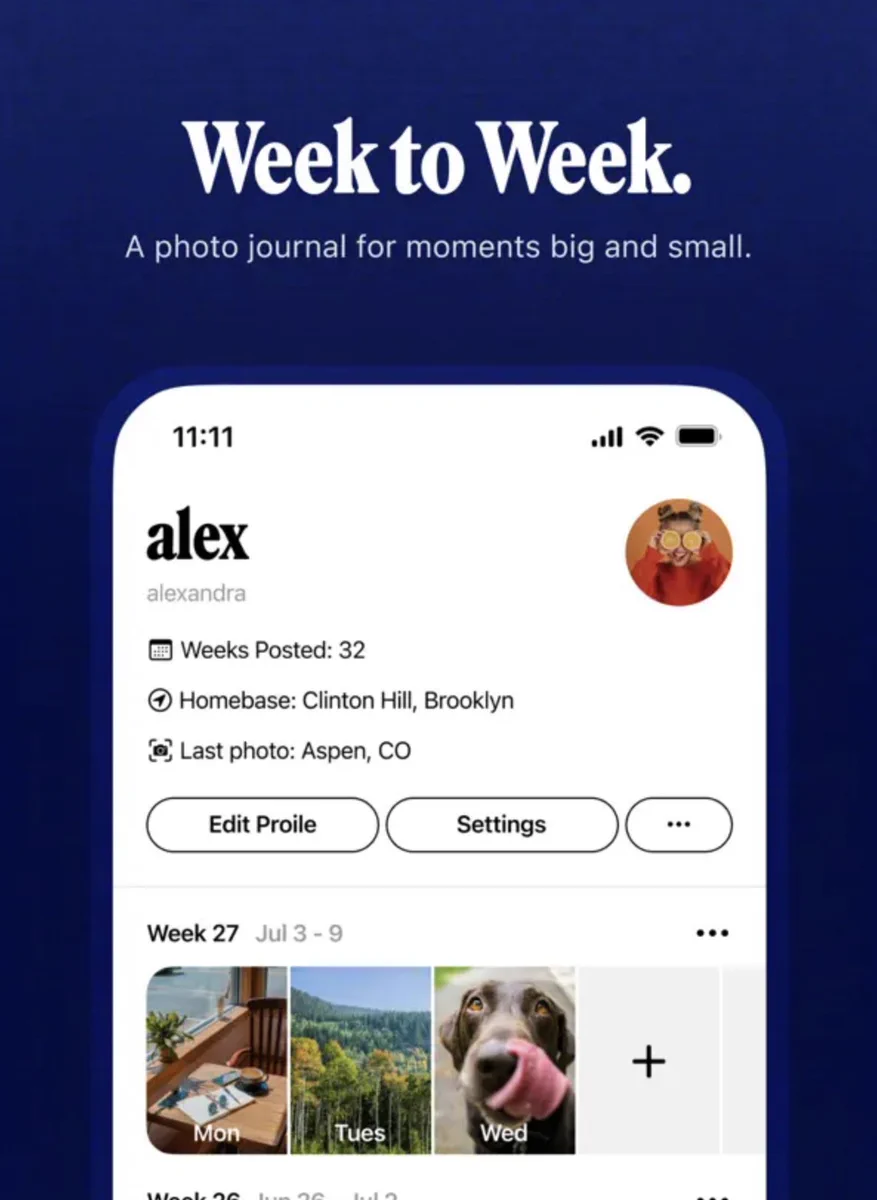 Week to week. A photo journal for moments big and small. (Retro app screenshot)