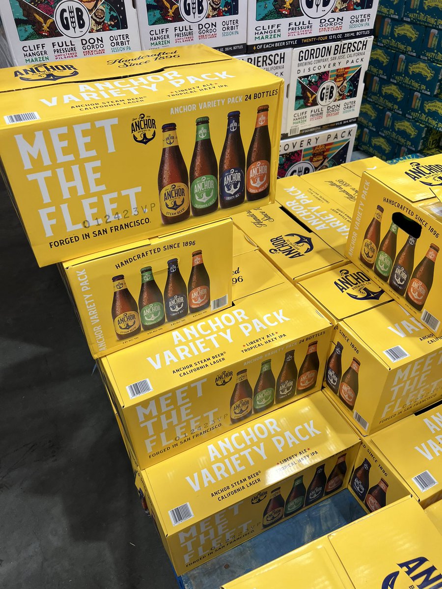 DavidGallagher's tweet photo. I drove to South City and it was worth it. #AnchorSteamBeer #LibertyAle @EskSF https://t.co/4A2kB7b5rr https://t.co/Y0L3xSFTDl