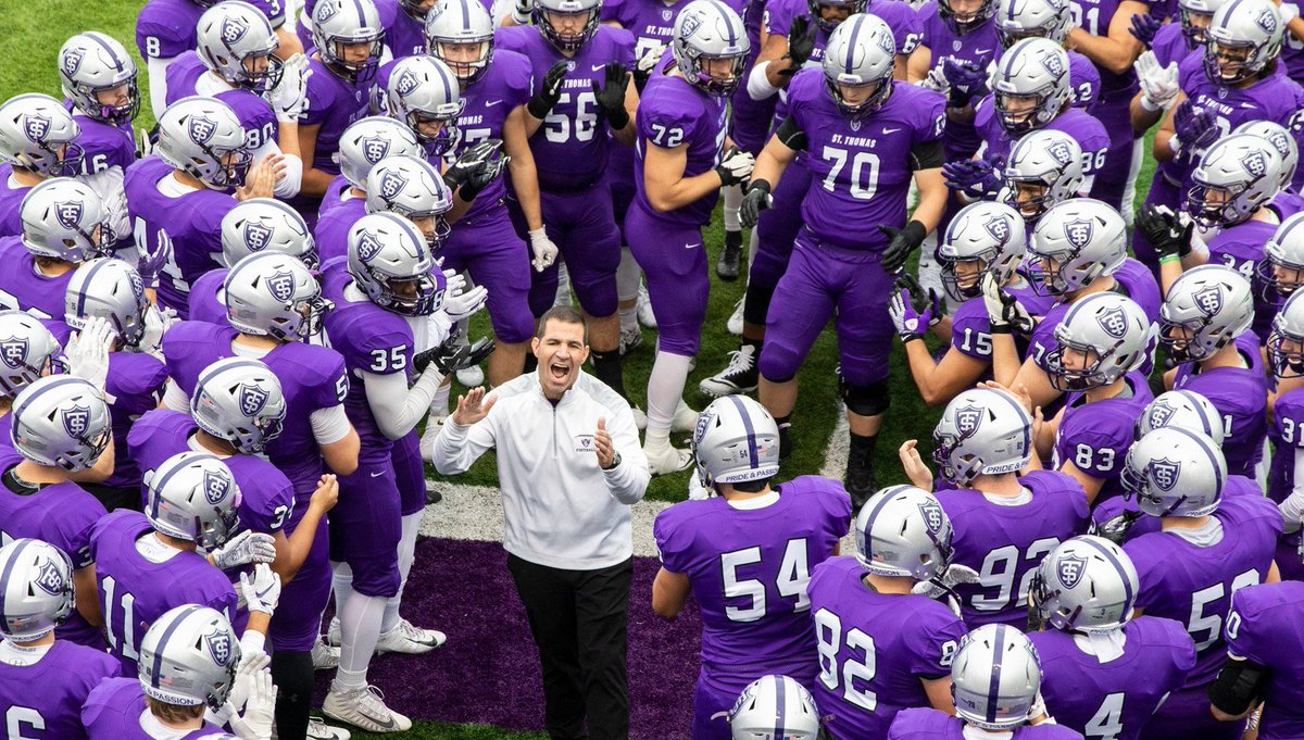 After a great conversation with @CoachJakeLandry I’m excited to announce that I’ve received a division 1 offer from the University of St. Thomas! @Coach_Caruso @BrandonLabath @UST_Football @Rogey5574 @23botter