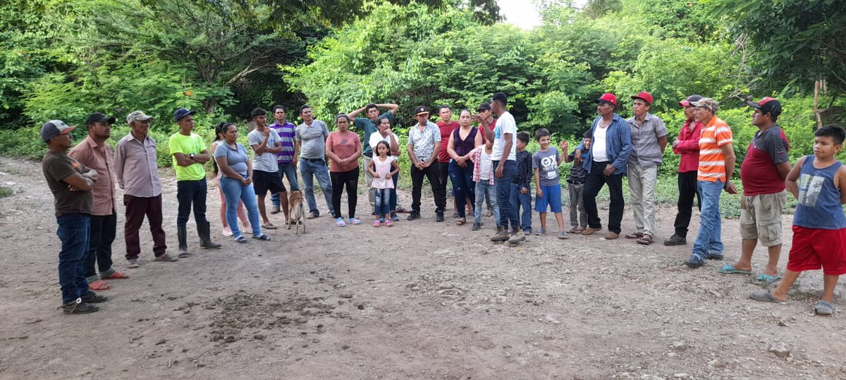 Productores de la Comunidad El Nancital sector del Madroño Tipitapa, reciben capacitación del programa Escuelas de Campo en el tema Costos de Producción con el fin de que aprendan a valorizar y comercializar sus productos. #4419SiempreVictoriosos #Nicaragua #13Julio