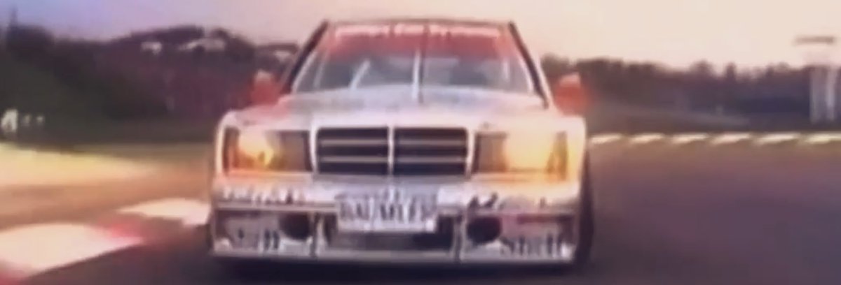 yandel_channel's tweet image. #見た人は無言で躍動感を魅せる
煽ってるヤツのルーム(バック)ミラーにこれ見せたい😝
#DTMclassic 
#MercedesBenz190e #Mercedes #AMG 
#190e #Evo2