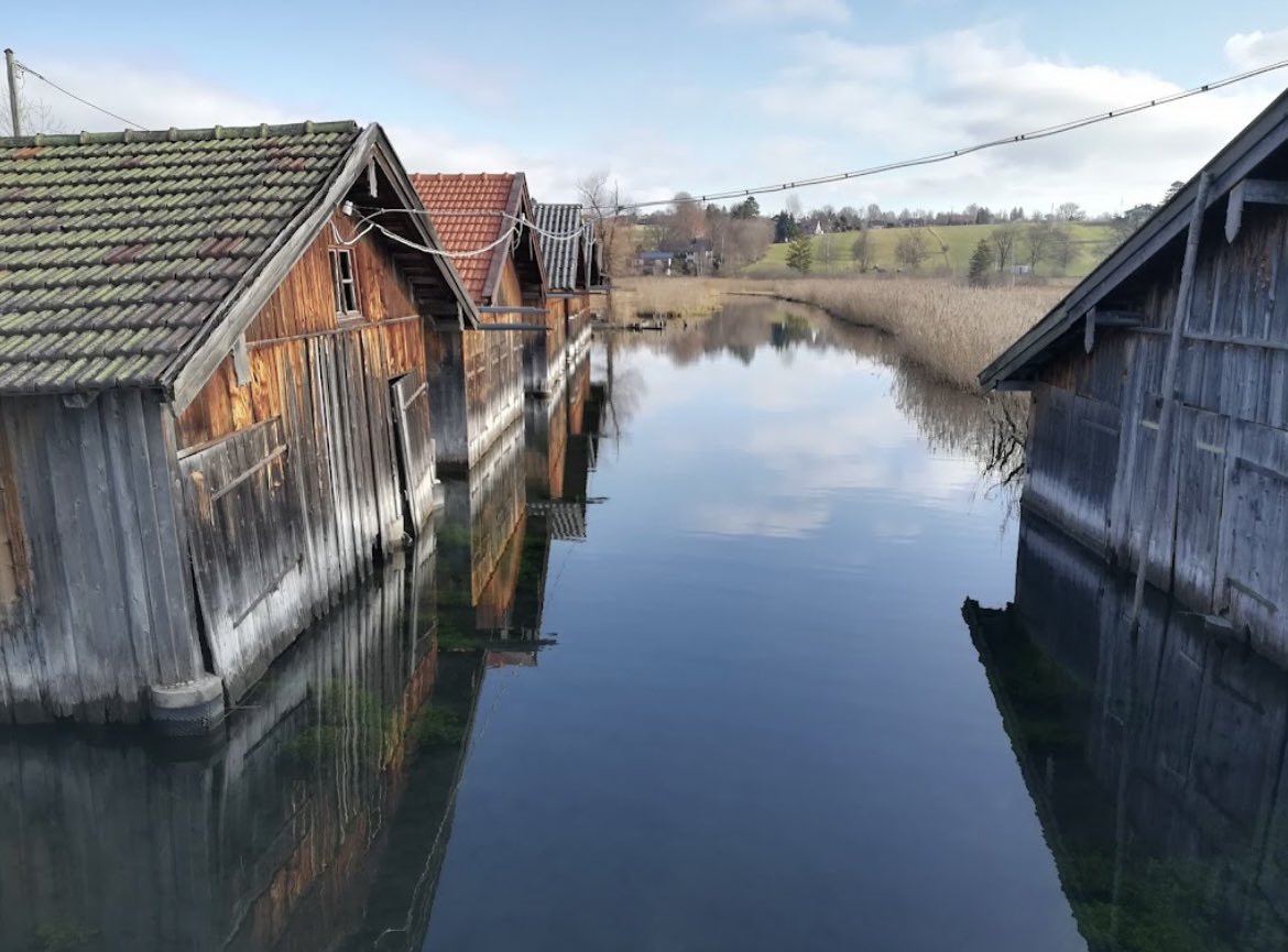 RotatingMarble's tweet photo. Staffelsee Lake in Germany
https://t.co/c5ip721Cu0
Anyone from Germany? https://t.co/ktx4sbPOcj