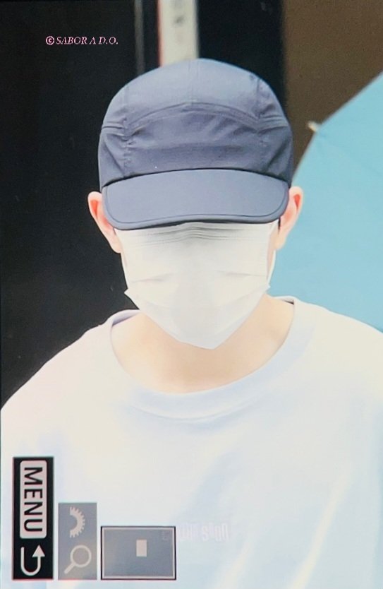 230714 뮤직뱅크 중간외출

❤️

#경수 #디오 #도경수 #KYUNGSOO #DO (D.O.) #Dohkyungsoo #都暻秀 #ド・ギョンス #EXO
<a href="/weareoneEXO/">EXO</a>