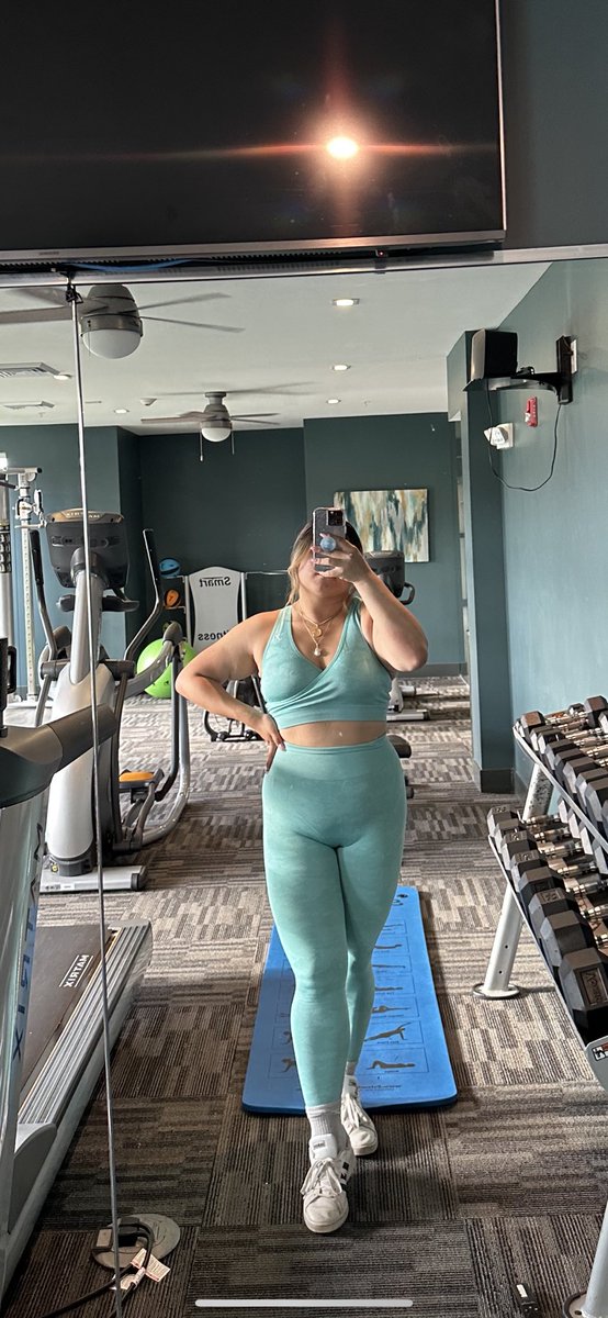 buttered toast tweet media