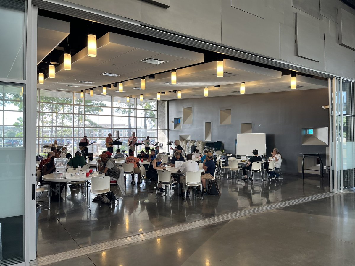 Deevon Rahming tweet media