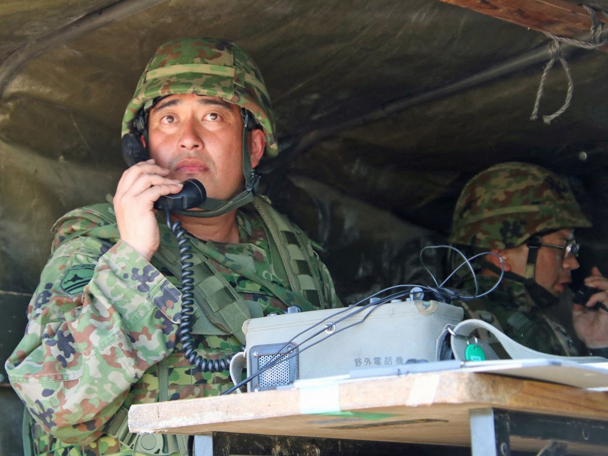JGSDF_Nayoro's tweet photo. #第3即応機動連隊 は #上富良野演習場 において「令和5年度総合戦闘力射撃」を行いました。
#第3普通科中隊は #81mm迫撃砲 射撃を行い、正確・迅速な連携による精密な射撃を演練し、射撃練度を向上させました。
#陸上自衛隊 #陸自 #自衛隊 #名寄駐屯地 #迫撃砲 #81M #軽迫 https://t.co/k3x9IAvvBM