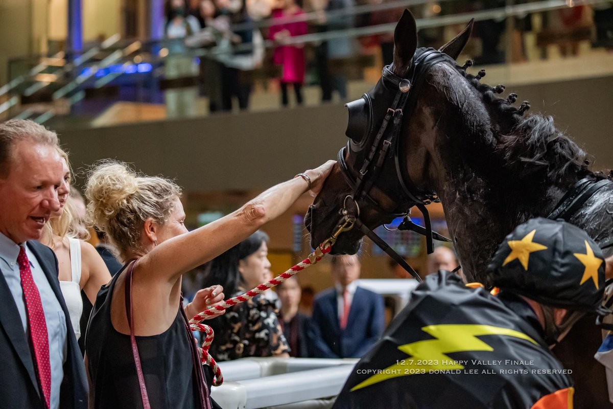 12.7.2023 Happy Valley Finale
Race 6 Class 4 1200m
Togepi <a href="/HugeBowman/">Hugh Bowman</a> <a href="/BeverlyMillar10/">Beverly Millard</a> <a href="/dommillard1/">Dominique Millard</a> 
#HKracing #HorseRacing #Jockey #HorseRacingPhotography #HappyValley #HappyWednesday #競馬 #競馬写真