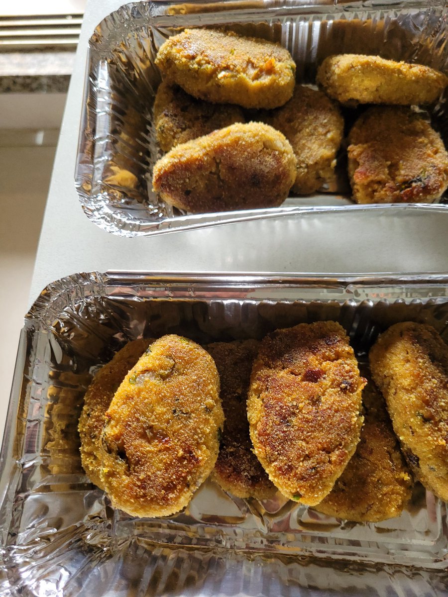 LavinaSolomon's tweet photo. Final orders completed & collected last night.
#FishCutlets #FishCakes https://t.co/sff5eXPgA7