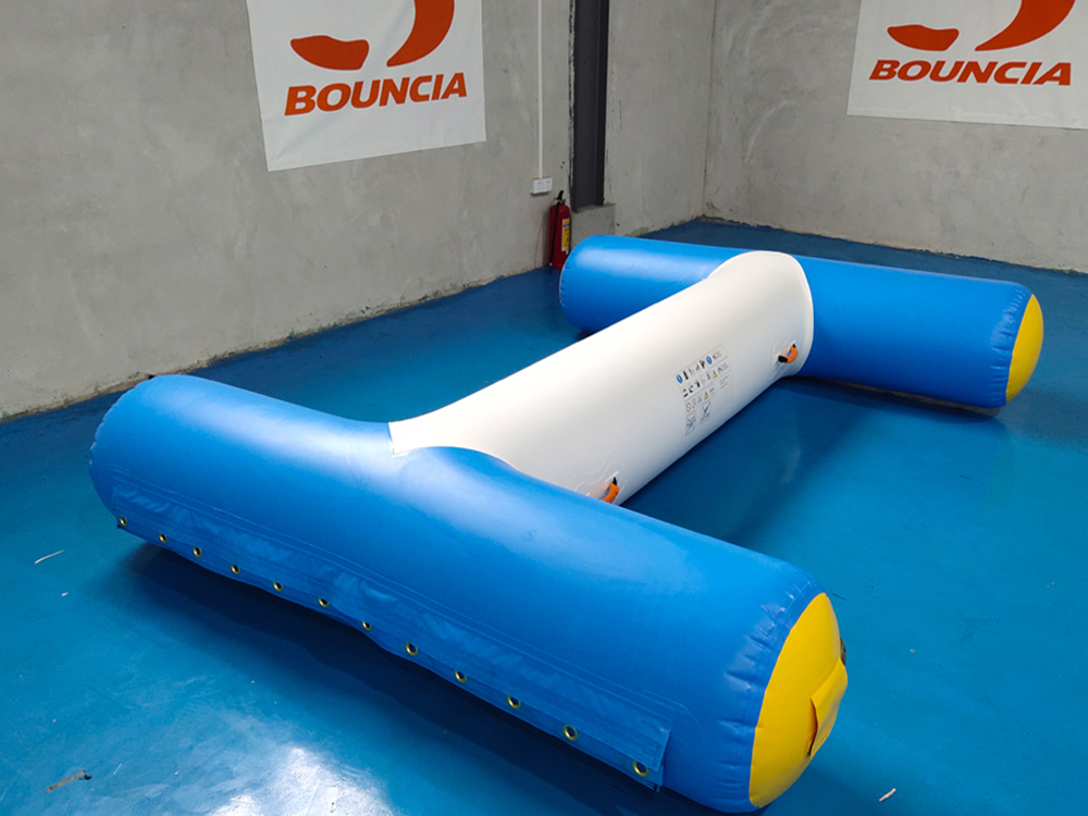 Bouncia8's tweet image. Don't let your hesitation miss the best inflatable obstacles. #inflatableobstacles