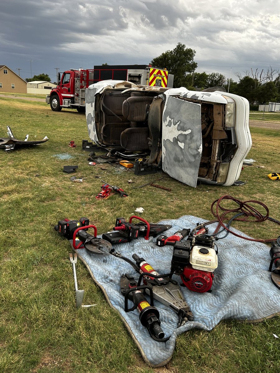 nscottdowning's tweet image. Extrication Training #happyfire  #pimpmyride