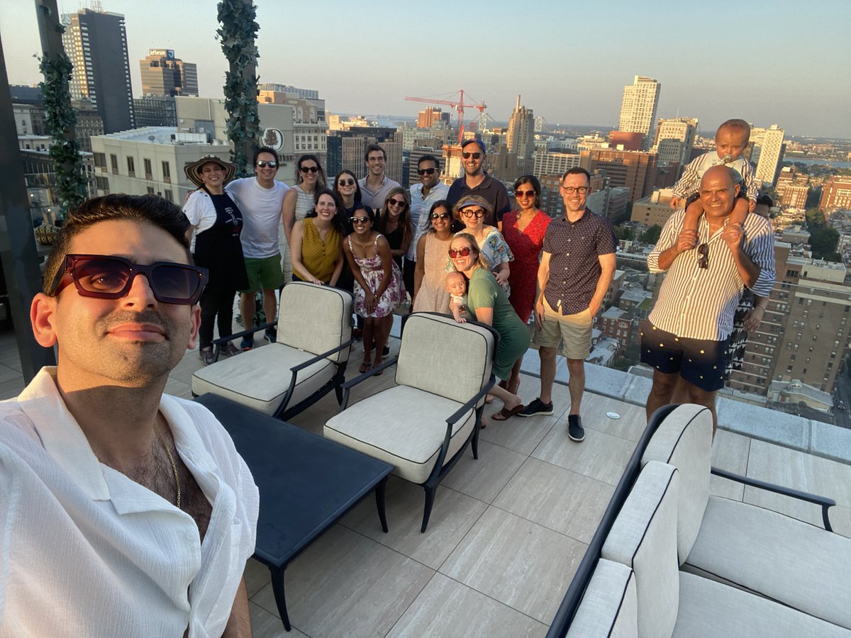 GulersenMoti's tweet photo. .@JEFFObGyn MFM family ☺️🤰🏻
@vincenzoberghel @RupsaCB @amanda_romanMFM @neelsiyer @jenanijay @kavkha04 @fedebellussi https://t.co/MXMp5MUJeY
