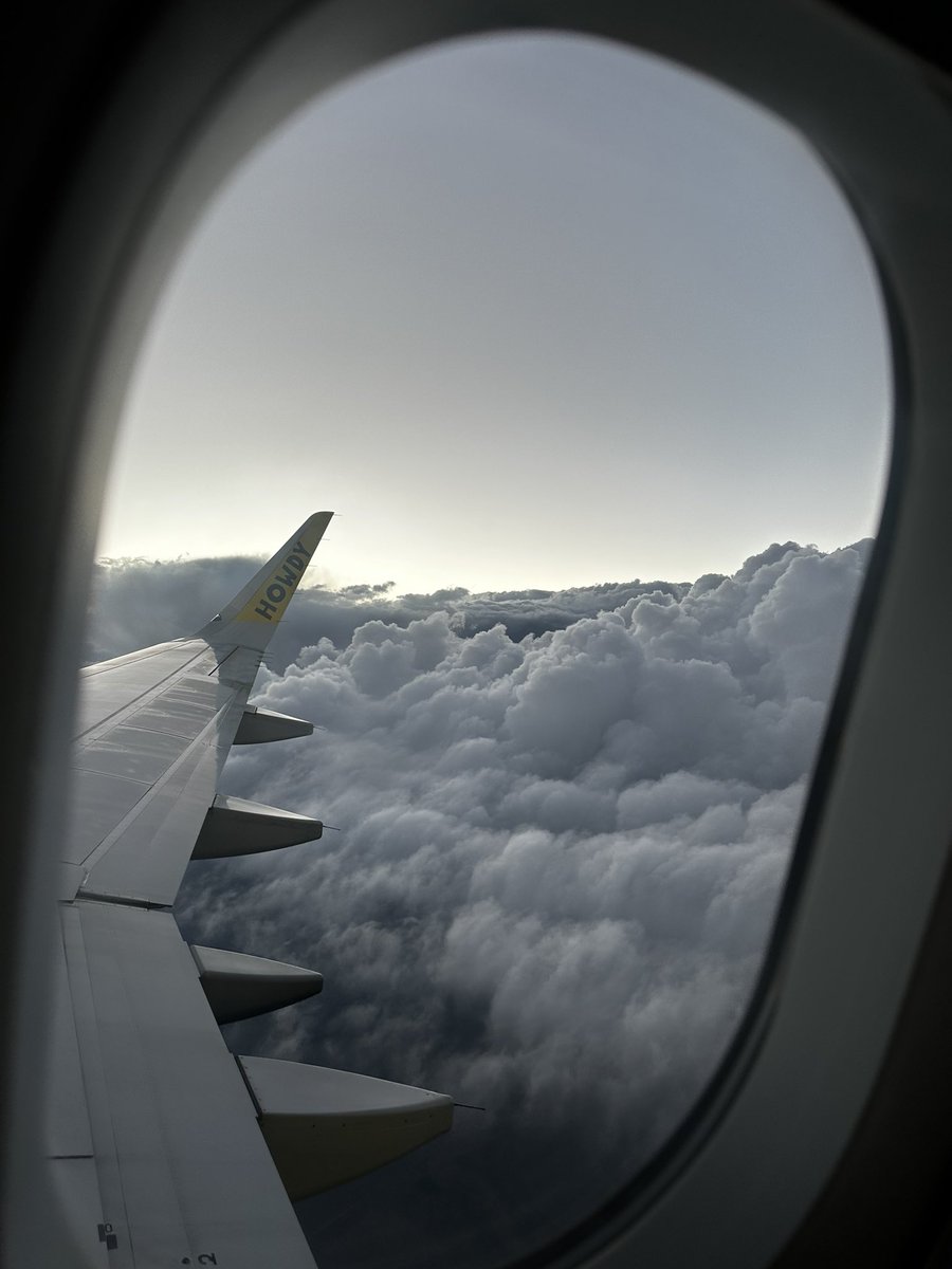 kcgec's tweet photo. I took the prettiest picture in the sky https://t.co/AYm3M1LSVO