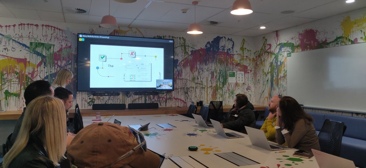HostBrian's tweet photo. Learning about practice sets with @marymcevillyb #googleEDU https://t.co/q0vpSIOvhY
