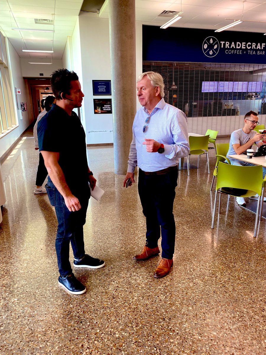 CPAknowsSPRO's tweet photo. If you see this man on campus, compliment his shoes. He is SHU man! (Michael Benson with the smart, matching brown shoes)! #SHU #SheffieldHallamUniversity @MPNaveenJindal @jindal_utdallas first compliment from #JSOMlabs https://t.co/Y3HDGgqY2C