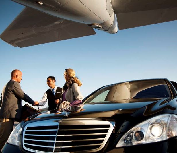 DunstableCars's tweet photo. Our experienced chauffeurs apply a depth of knowledge and keen attention to detail to meet every expectation and put you at ease!

For Booking Please 📞 +44 1525 600700 or Visit Online 📲 https://t.co/zaac8UcUSQ https://t.co/wvbfhv3A47