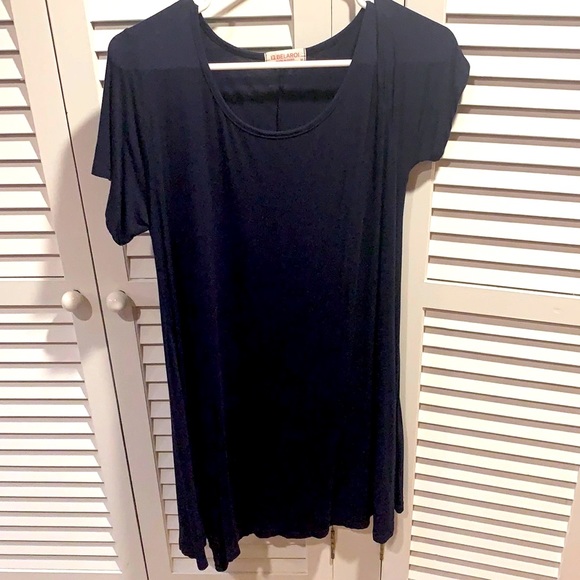 MyMomsBasement's tweet photo. So good I had to share! Check out all the items I'm loving on @Poshmarkapp #poshmark #fashion #style #shopmycloset #belaroi #thechildrensplace #prana: https://t.co/Z3PfZ5uGMw https://t.co/sox8d4Y5vn