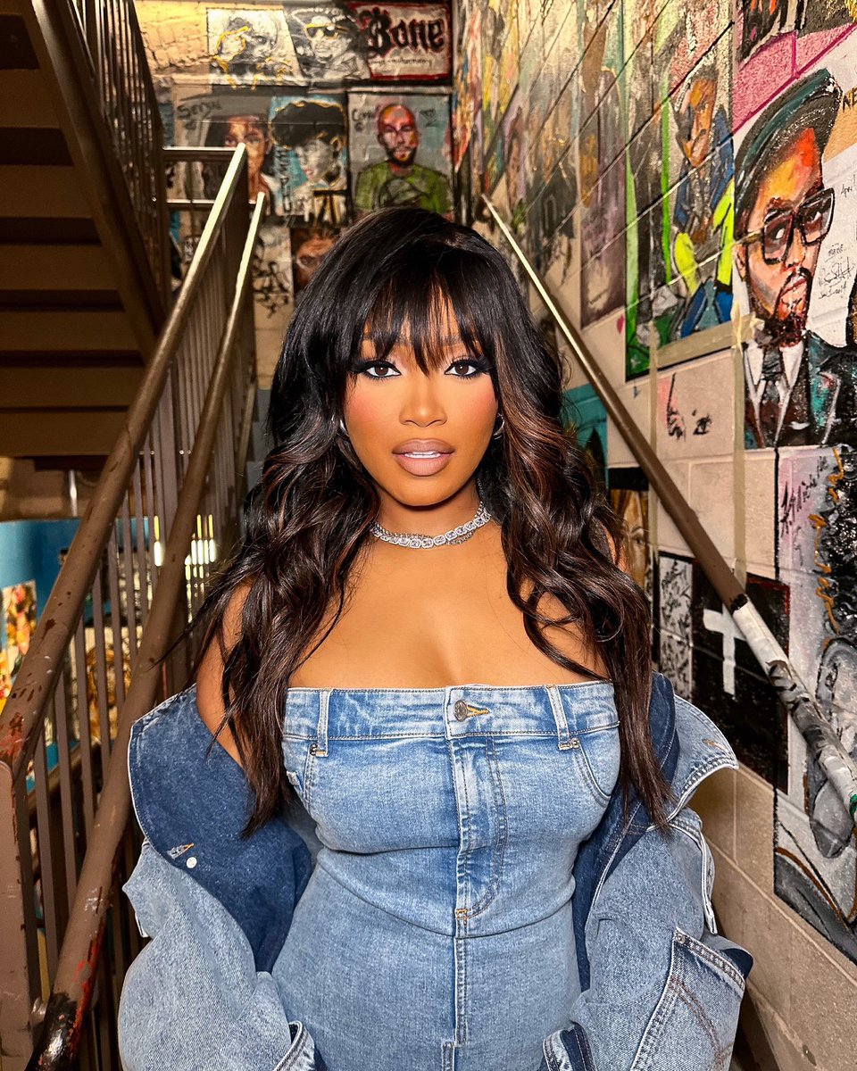 basedkenken's tweet photo. Makeup by me on @KekePalmer 💙 https://t.co/u9SaQ2sBCr