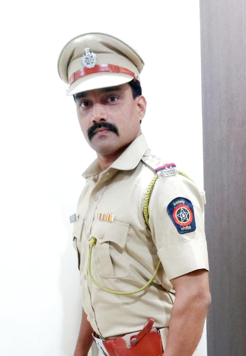 Deepkarparkar's tweet photo. Transforming Into the Vigilant Inspector. With his commanding presence and impeccable style, Deepkar breathes life into the character, donning the inspector's attire with flair. 🔥"

#DeepkarParkar #InspectorChronicles #PowerAndJustice #UnravelTheMystery #CaptivatingPerformance https://t.co/B9HOtfxWBk