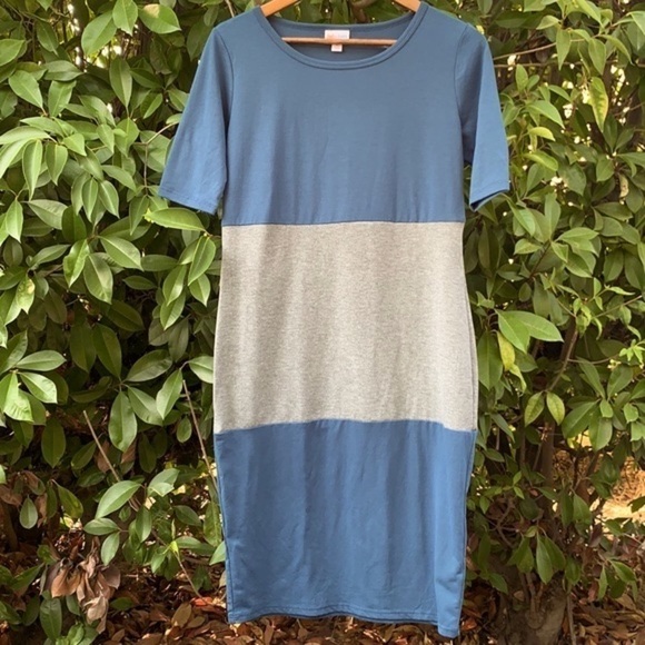 dallemand21's tweet photo. So good I had to share! Check out all the items I'm loving on @Poshmarkapp #poshmark #fashion #style #shopmycloset #lularoe #forever21 #disney: https://t.co/2V7Fsk7fFT https://t.co/96k1AyNv2r