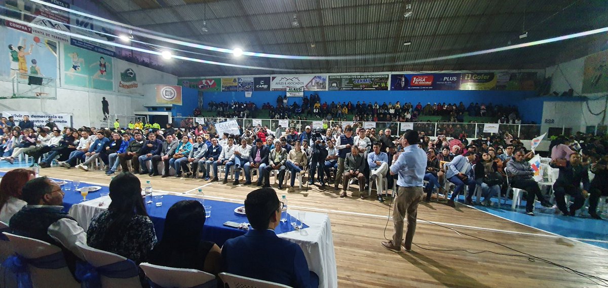 .<a href="/CREOEcuador/">Movimiento CREO Ecuador</a> más vivo que nunca.
Gracias #Chimborazo por el cariño.
¡Viva el Presidente <a href="/LassoGuillermo/">Guillermo Lasso</a>!