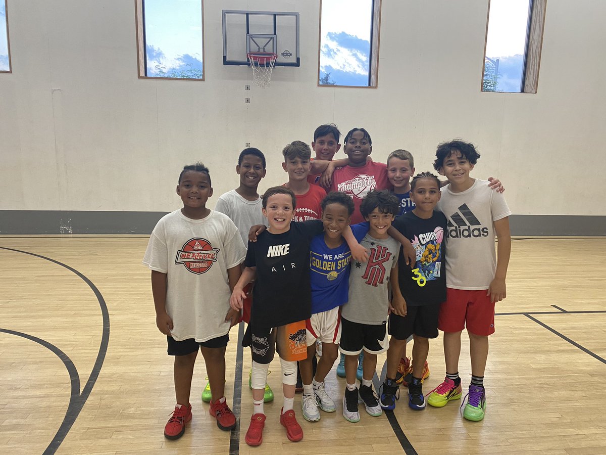 Good night in the gym with our guys 10U  keep working hard boys