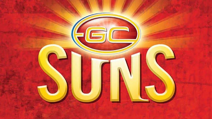Touk Miller & David Swallow are the only current @GoldCoastSUNS players to have celebrated a win over @stkildafc in a Suns jumper! 

#Wowee - Saints chasing their 9th win in a row Vs Gold Coast tomorrow! 

Will the Steven King effect kick in? 

On @abcsport & @abcnews Qld 2pm Sat https://t.co/XTkTejNamO