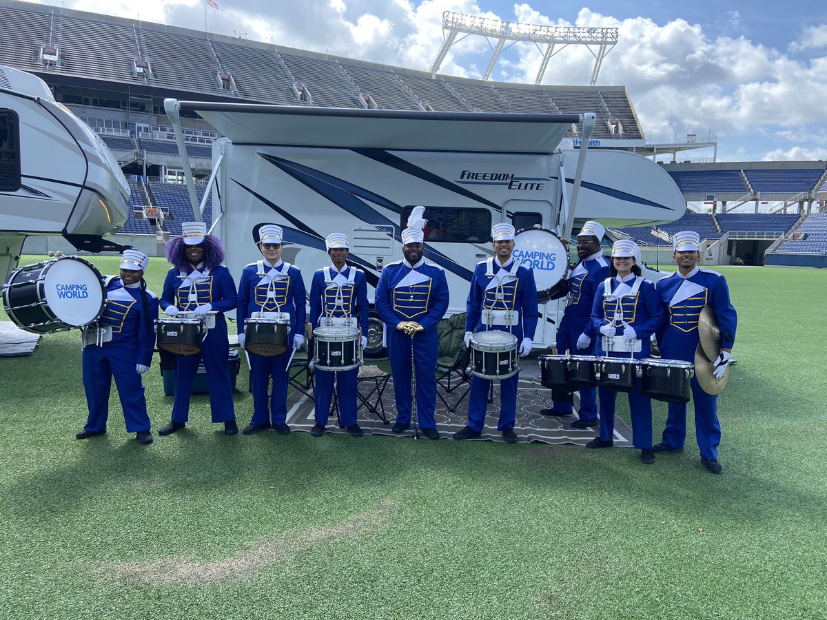 DLinesOfAmerica's tweet photo. Here’s some photos from our recent commercial shoot with @CampingWorld and Native Foreign #drumline #CampingWorld #DrumlinesOfAmerica https://t.co/CGvjnoMSWu
