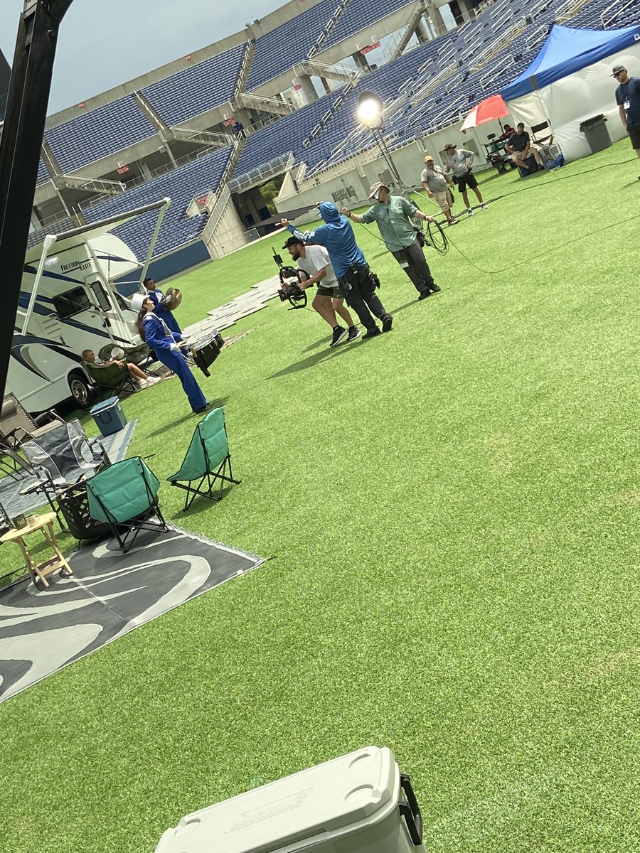 DLinesOfAmerica's tweet photo. Here’s some photos from our recent commercial shoot with @CampingWorld and Native Foreign #drumline #CampingWorld #DrumlinesOfAmerica https://t.co/CGvjnoMSWu