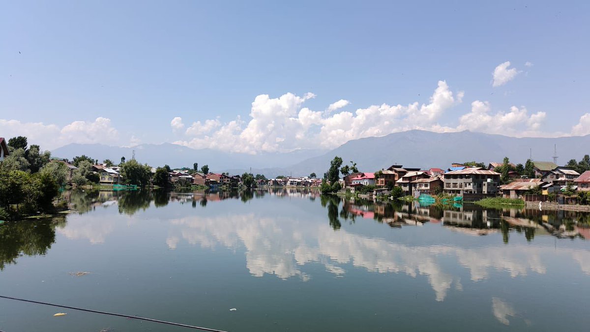 Celebrating the revival of fishing at Gilsur Lake, a testament to the power of collaboration and ecological recovery. Grateful to @SMC_Srinagar @jklcma and all stakeholders for making it possible. Together, we can achieve wonders for our environment! #CollaborationWins