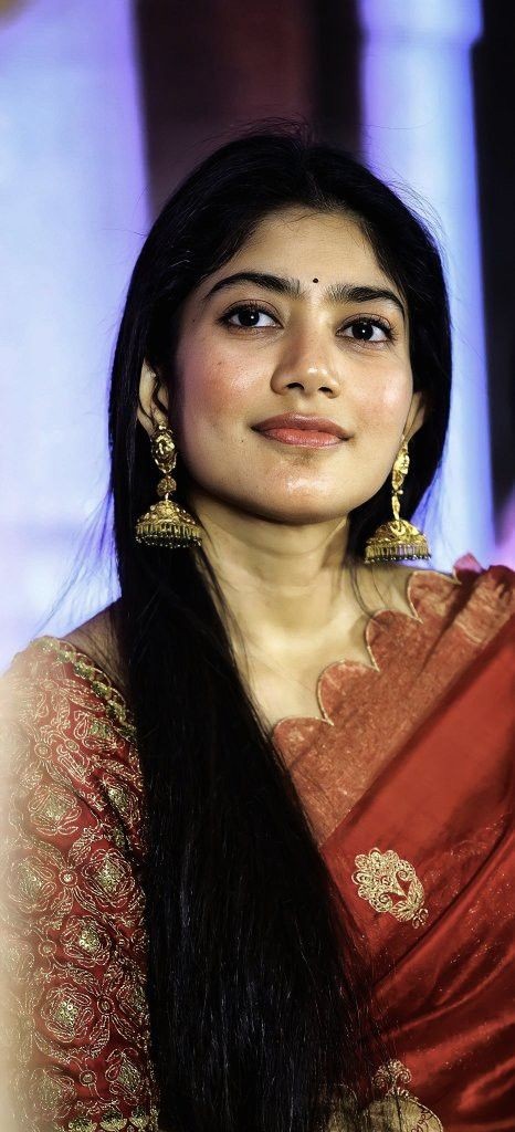 ۞THOR۞ on Twitter: &amp;quot;Followers : Sai pallavi ah illa Nivetha Thomas ah ...