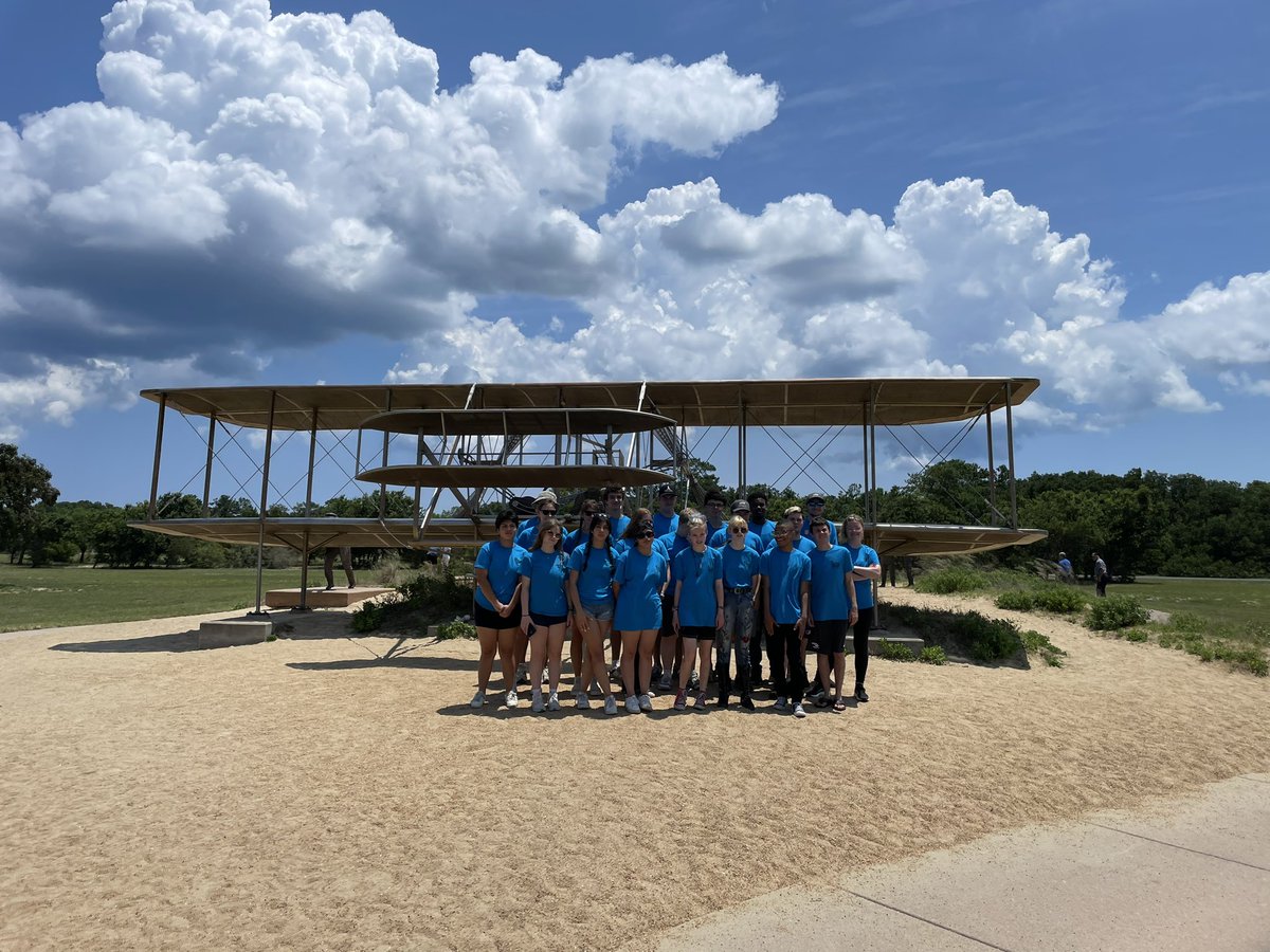AHS_FFA's tweet photo. Day 4 of the SAE for All Tour: Atlantic OBX, Wright Bothers National Monument, Roanoke Island Aquarium, Bodie Island Lighthouse, and a sunset hike at Jockey’s Ridge. It was a long day, but a great one! #millbrookadjacent https://t.co/bqrE5CAe6i