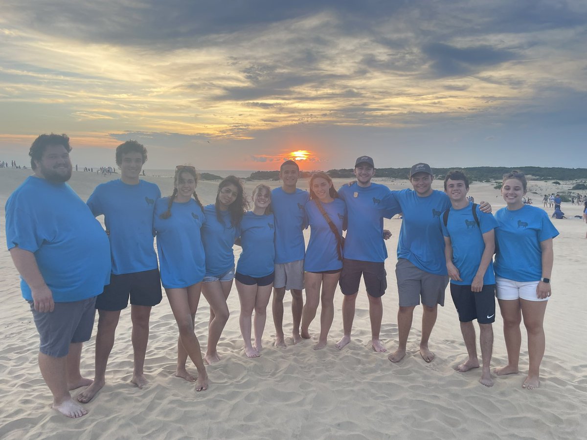 AHS_FFA's tweet photo. Day 4 of the SAE for All Tour: Atlantic OBX, Wright Bothers National Monument, Roanoke Island Aquarium, Bodie Island Lighthouse, and a sunset hike at Jockey’s Ridge. It was a long day, but a great one! #millbrookadjacent https://t.co/bqrE5CAe6i