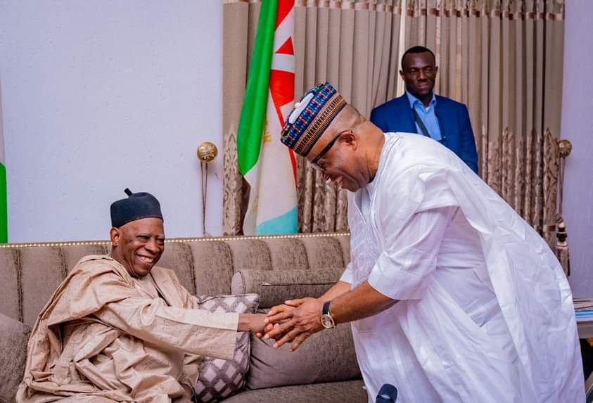 Some members of the Senate and I paid Sallah homage to the National Chairman of our great party, Senator Abdulahi Adamu in his Keffi, Nasarawa State residence, in the spirit of Eid-el-Kabir.