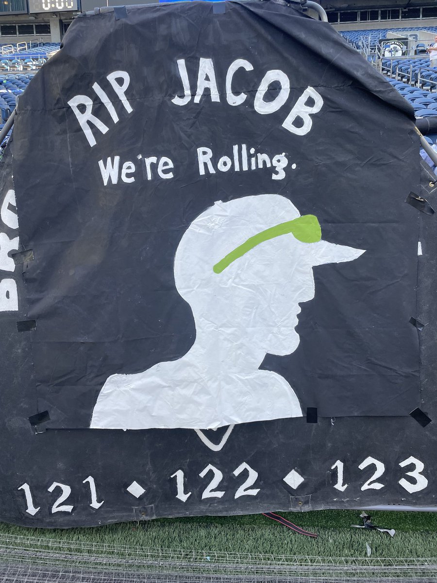 Ekin Hawk (@ekin_hawk24) on Twitter photo 