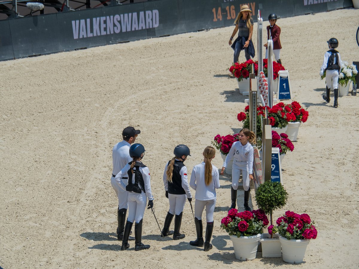 lisaderea's tweet photo. Longines Global Championship Tour in Monaco @jumpingmontecarlo #fineartprints #limitededitionprints #printsforsale #sheclicksnet @VanguardPhotoUK @best_monaco_photos @visitemonaco @monacoinphoto @inside.monaco #horselover #showjumping #longinesglobalchampionstour #jumpingmonaco https://t.co/nlMKp8T9KD