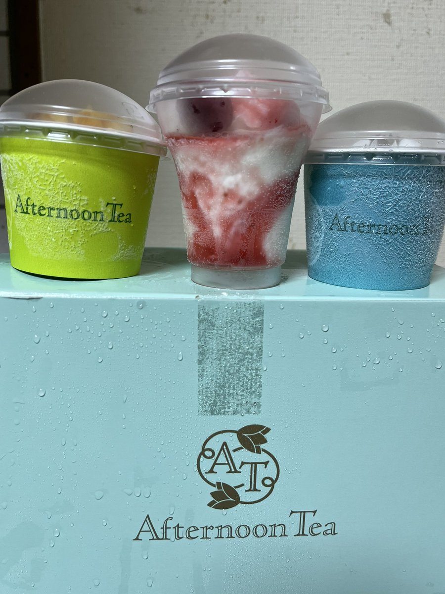 love_rotary's tweet photo. お中元届いた😊
美味しそう❤️
#AfternoonTea https://t.co/6NJHirOztI