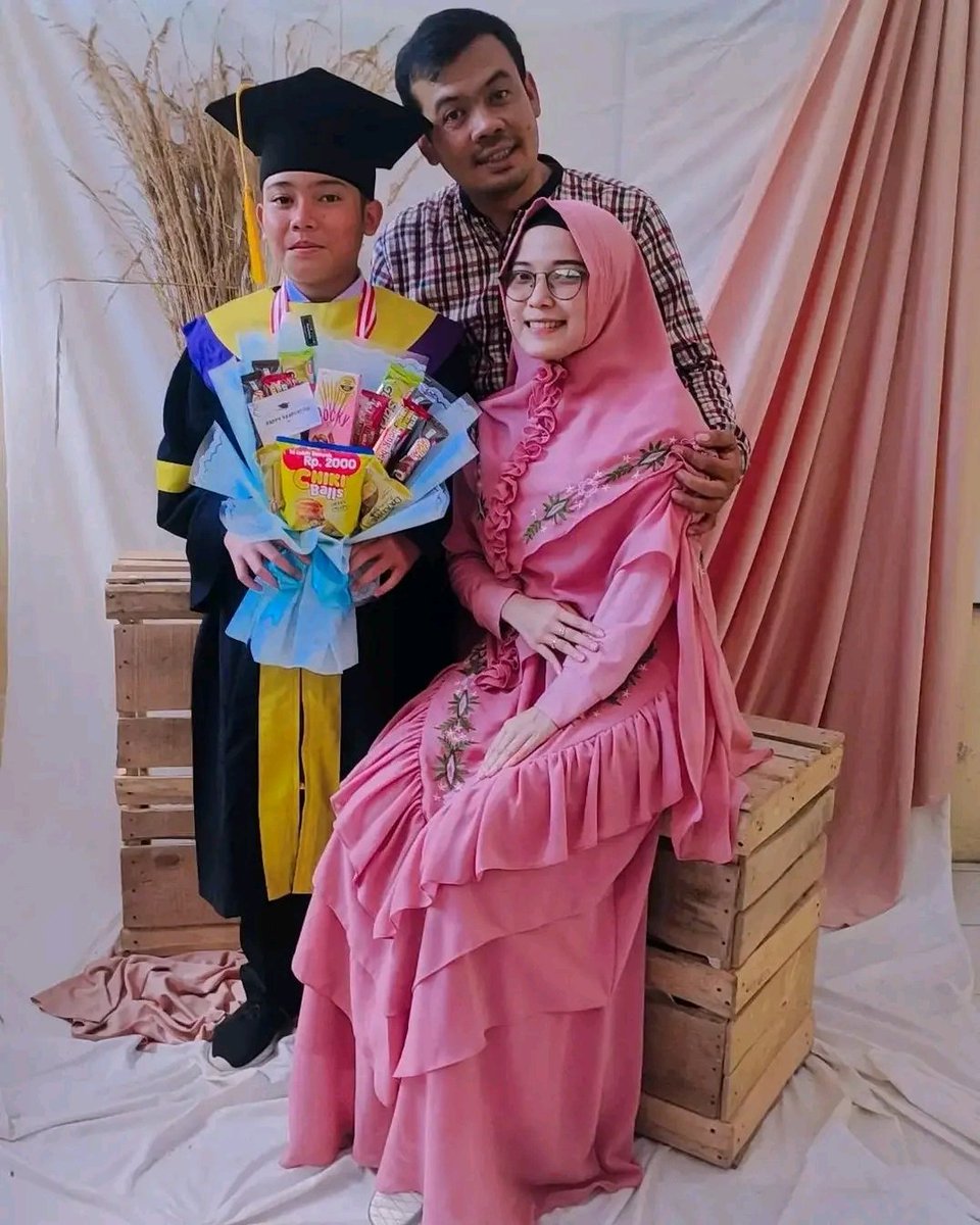 AntikaNovi00's tweet photo. Tetep jadi anak yg baikk sayang 🤗🤗😘😘 https://t.co/qM7TU281mg