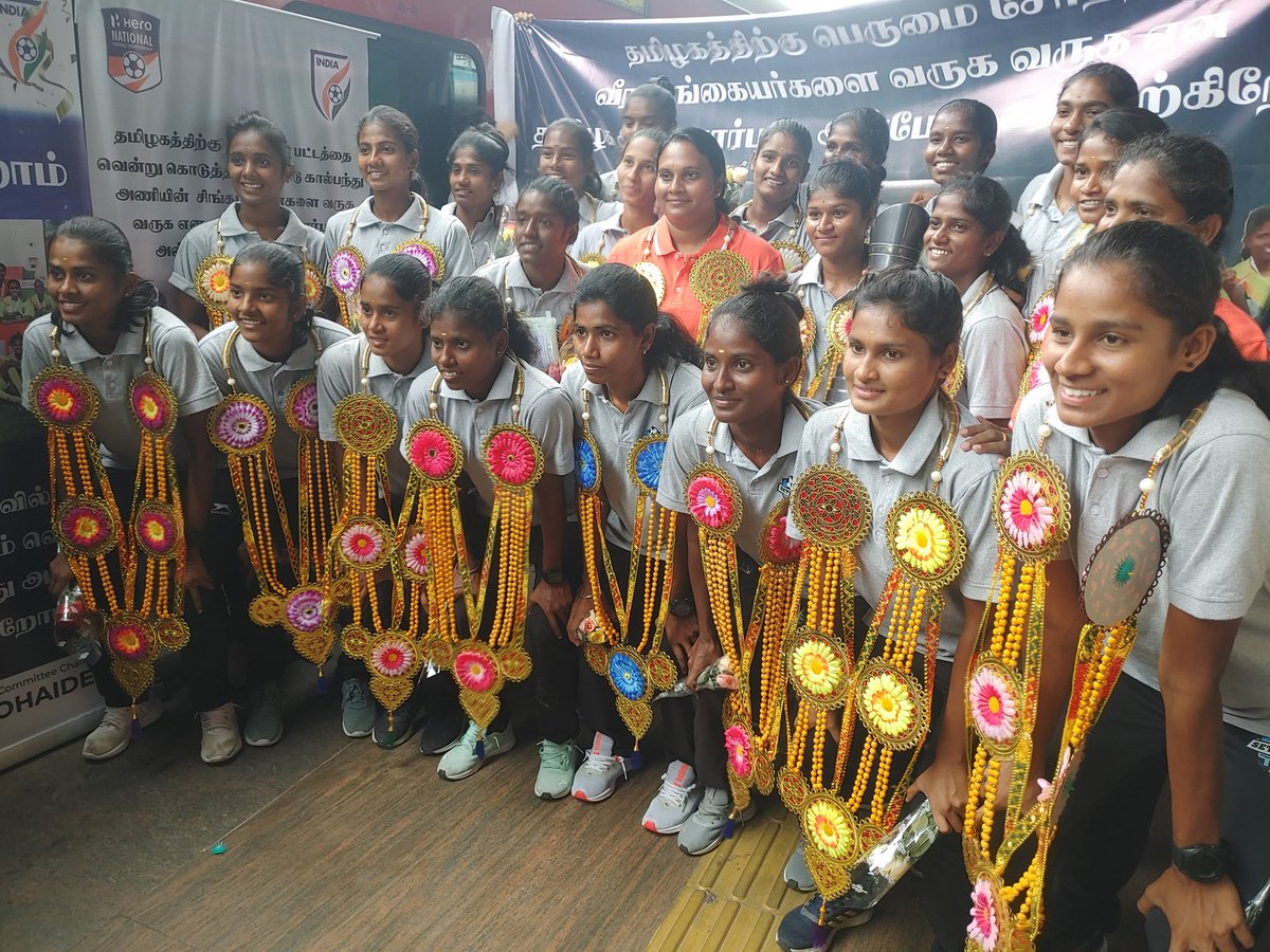 The champions are here.
#TamilNadu
#Football 
#SeniorNationals
#ShePower