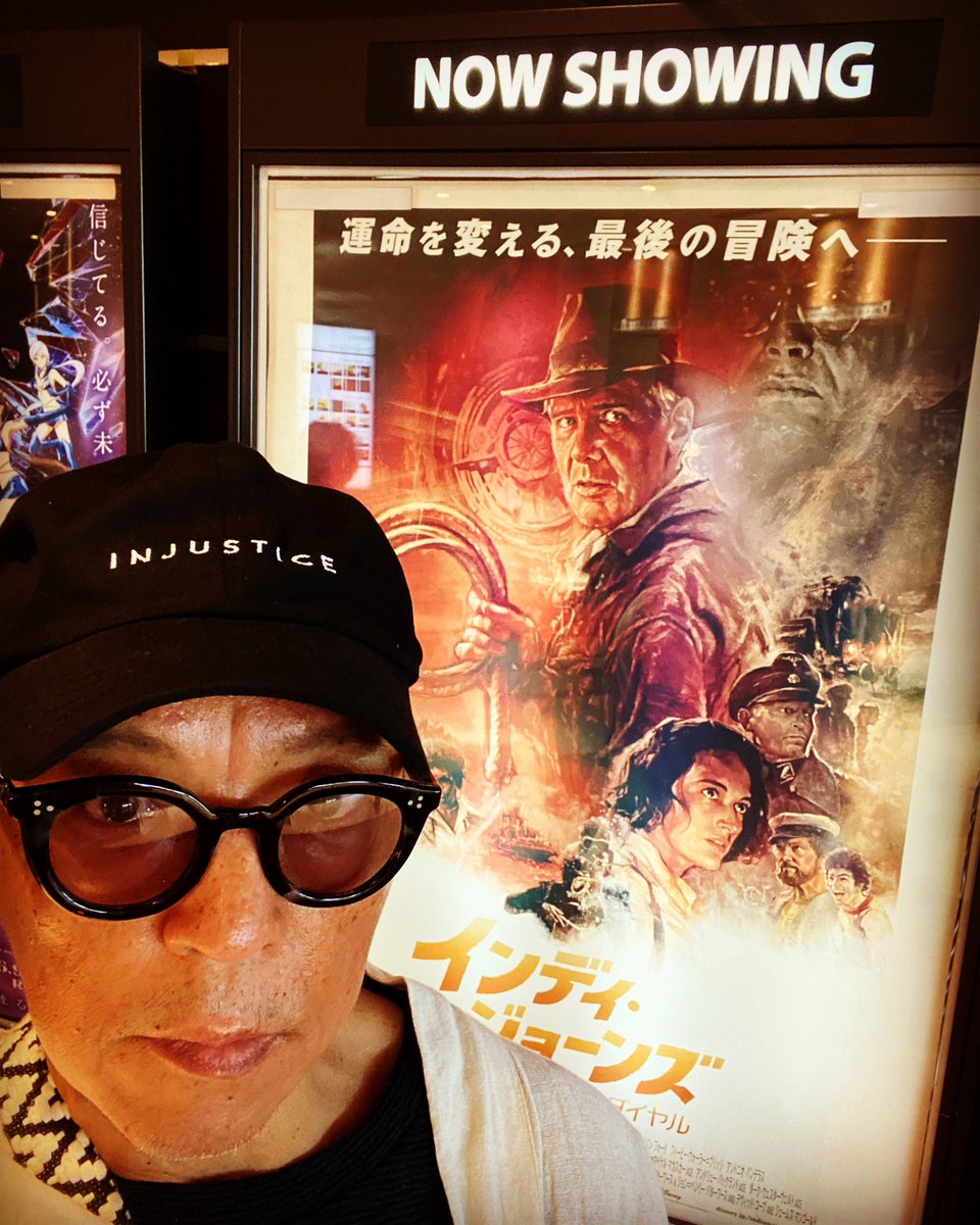 10594BASSO's tweet photo. 朝イチの回観て鼻歌が
インディジョーンズのテーマ
　　↓
スターウォーズのテーマ
　　↓
バックトゥーザフューチャーのテーマ、そこに
　　↓
スーパーマンのテーマ
　　↓
更にアメリカ横断ウルトラクイズの曲も参入して
来てしまうのは
なぜ、なぜぇ、なーぜ？ https://t.co/ZWXErxVbbd